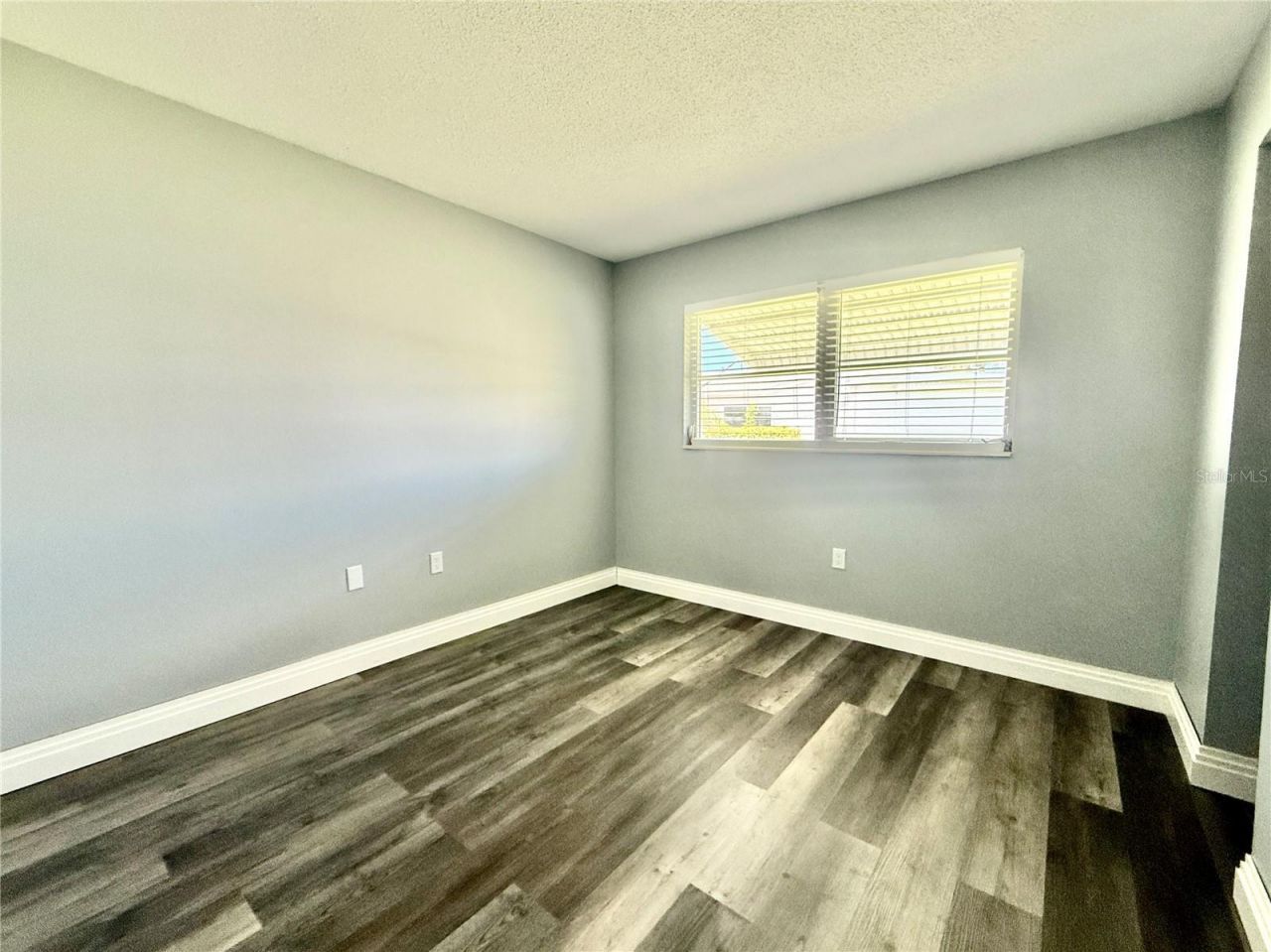 2217 Hopkins Drive W, Bradenton, FL 34207 Photo