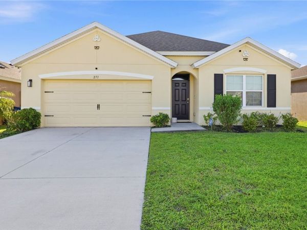 271 Guinevere Drive SW, Palm Bay, FL 32908