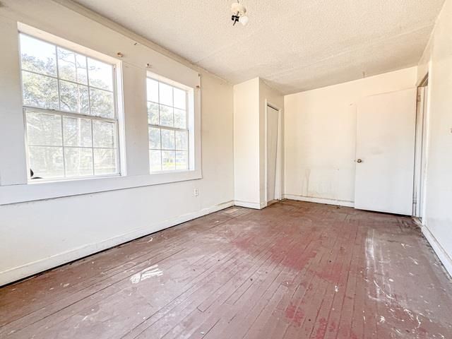 615 Palm St. Photo 17