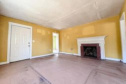 615 Palm St. photo 4