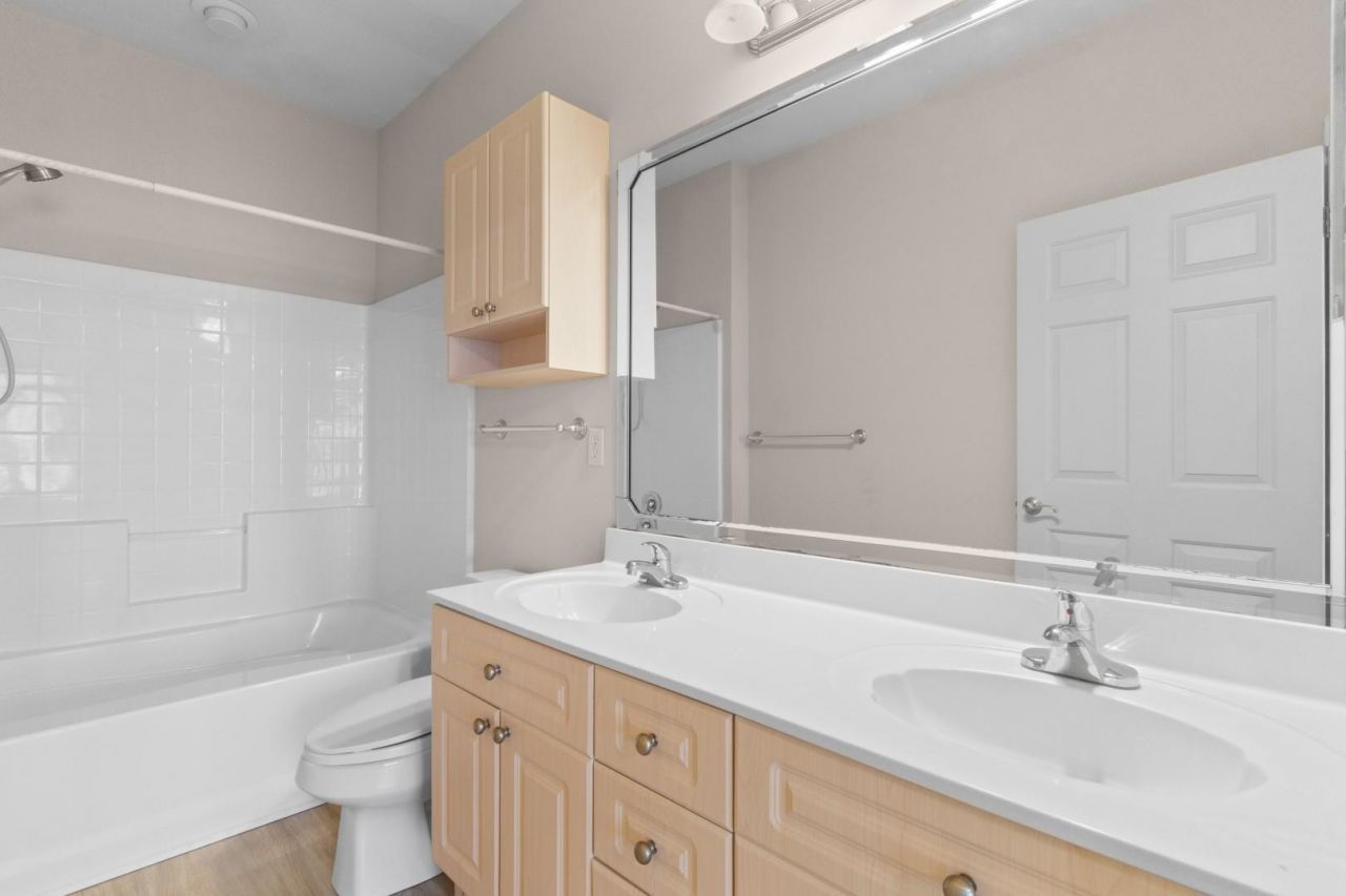 4895 Luster Leaf Circle  Photo 17