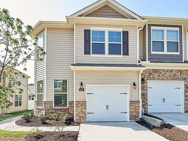 1568 Amberview Lane, Kernersville, NC 27284