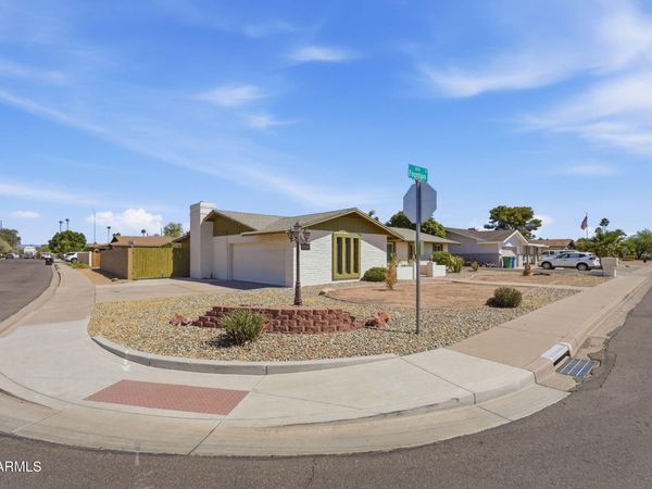 2204 E Fountain Street, Mesa, AZ 85213