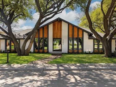 9204 Heatherdale Drive, Dallas, TX 75243