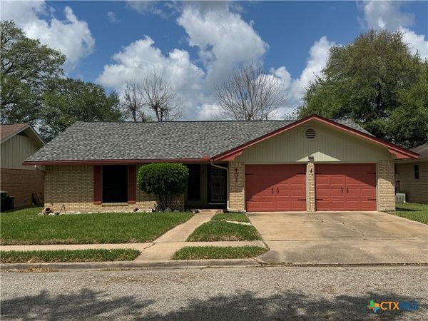 401 Shiloh Drive, Victoria, TX 77904