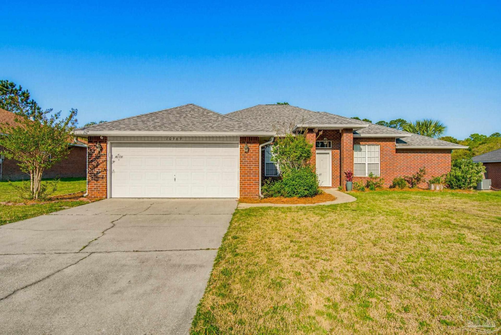 10969 Country Ostrich Dr, Pensacola, FL 32534 Main Photo