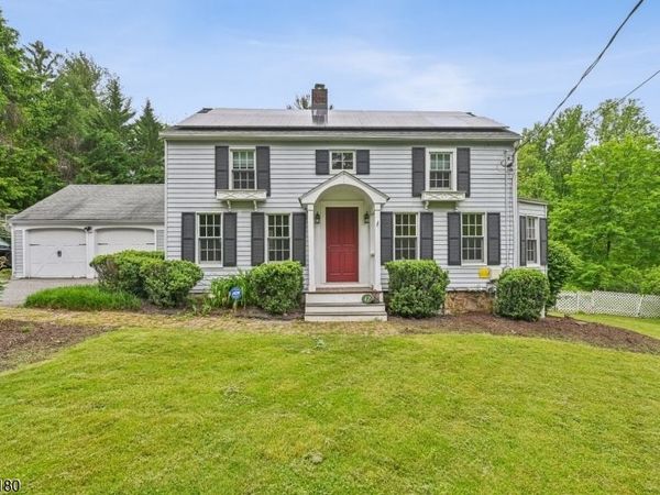 47 W Main St, Mendham, NJ 07960