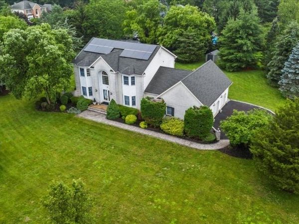 122 Sleepy Hollow Ln, Montgomery, NJ 08502