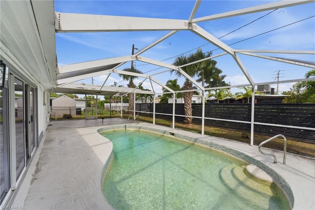 1637 Winkler Ave , Fort Myers, FL 33901 Photo