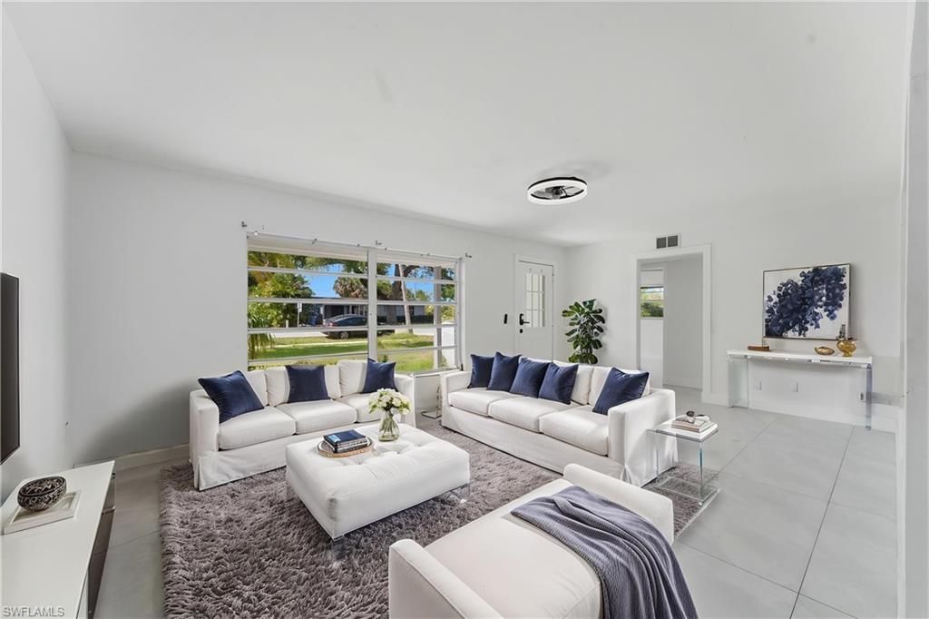 1637 Winkler Ave , Fort Myers, FL 33901 Photo