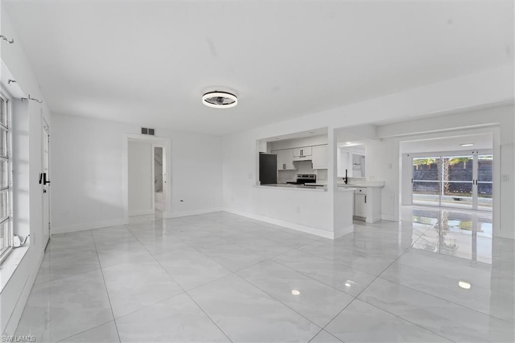 1637 Winkler Ave , Fort Myers, FL 33901 Photo