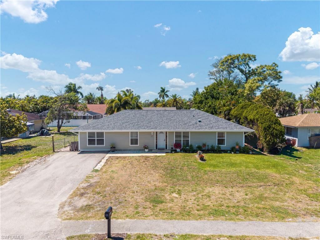 2335 50th Ter Sw, Naples, FL 34116 Photo