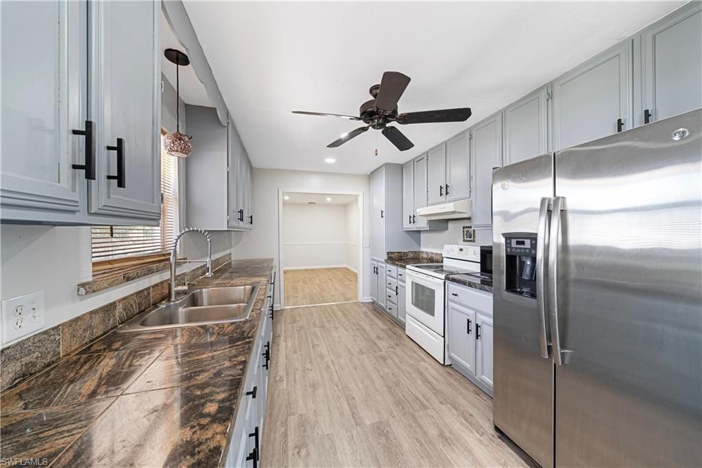 2335 50th Ter Sw, Naples, FL 34116 Photo