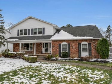 125 Dan Troy Drive, Williamsville, NY 14221