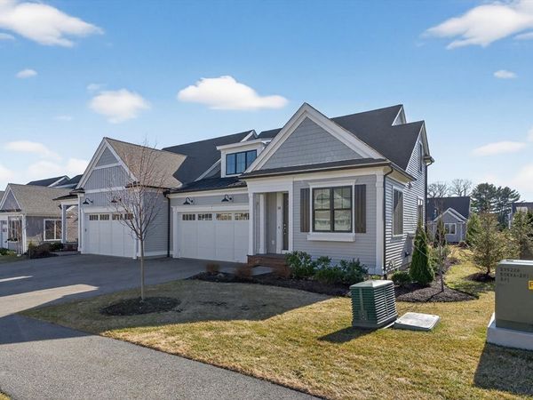 14 Callahan Dr, Unit 14, Framingham, MA 01701