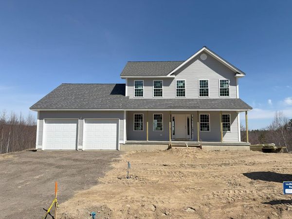 72 Lantern Drive, Sandown, NH 03873