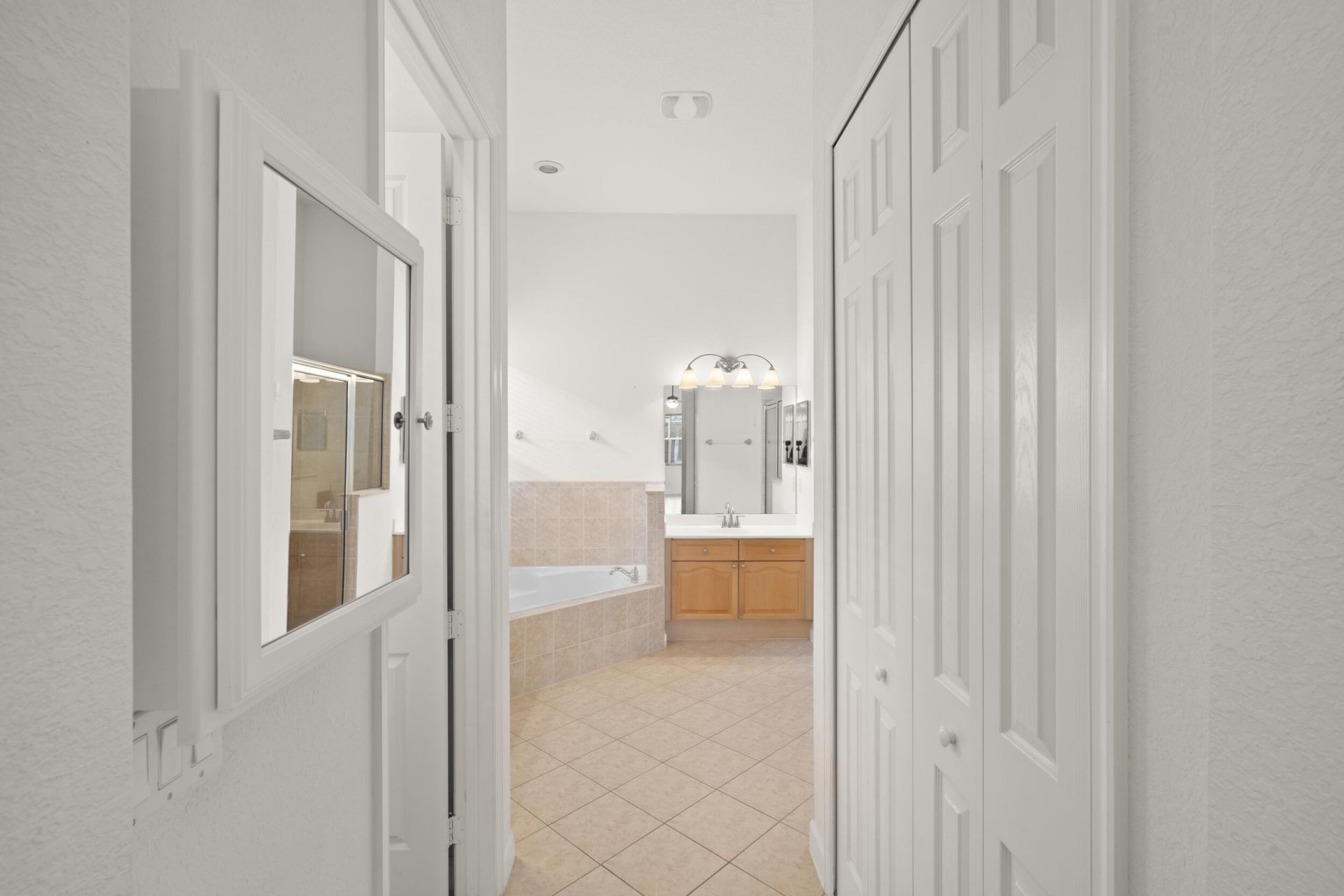 324 NW Somerset Circle, Port Saint Lucie, FL 34983 Photo