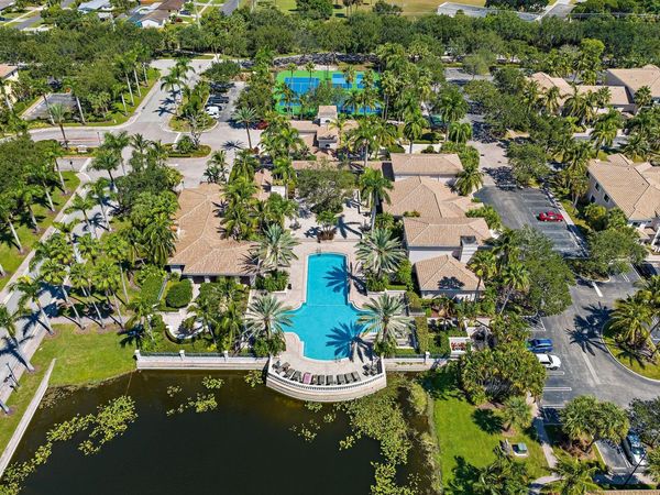 2917 Tuscany Court, Unit 302, Palm Beach Gardens, FL 33410