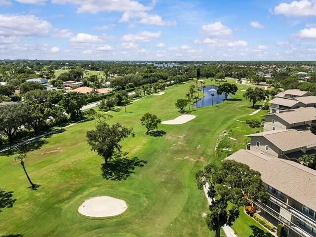 18460 SE Wood Haven Lane, Unit H, Jupiter, FL 33469 Photo