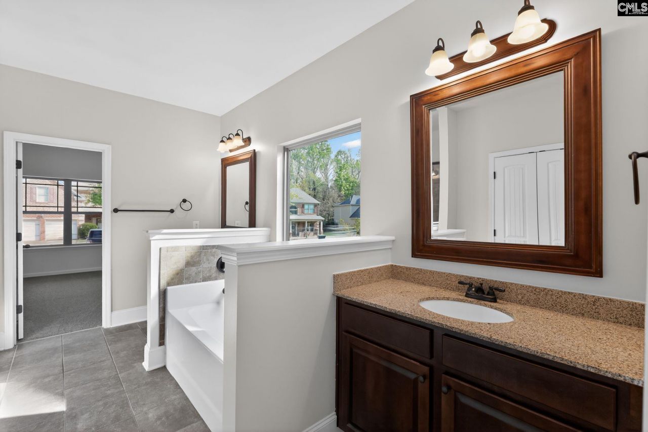 143 White Oleander Drive  Photo 21