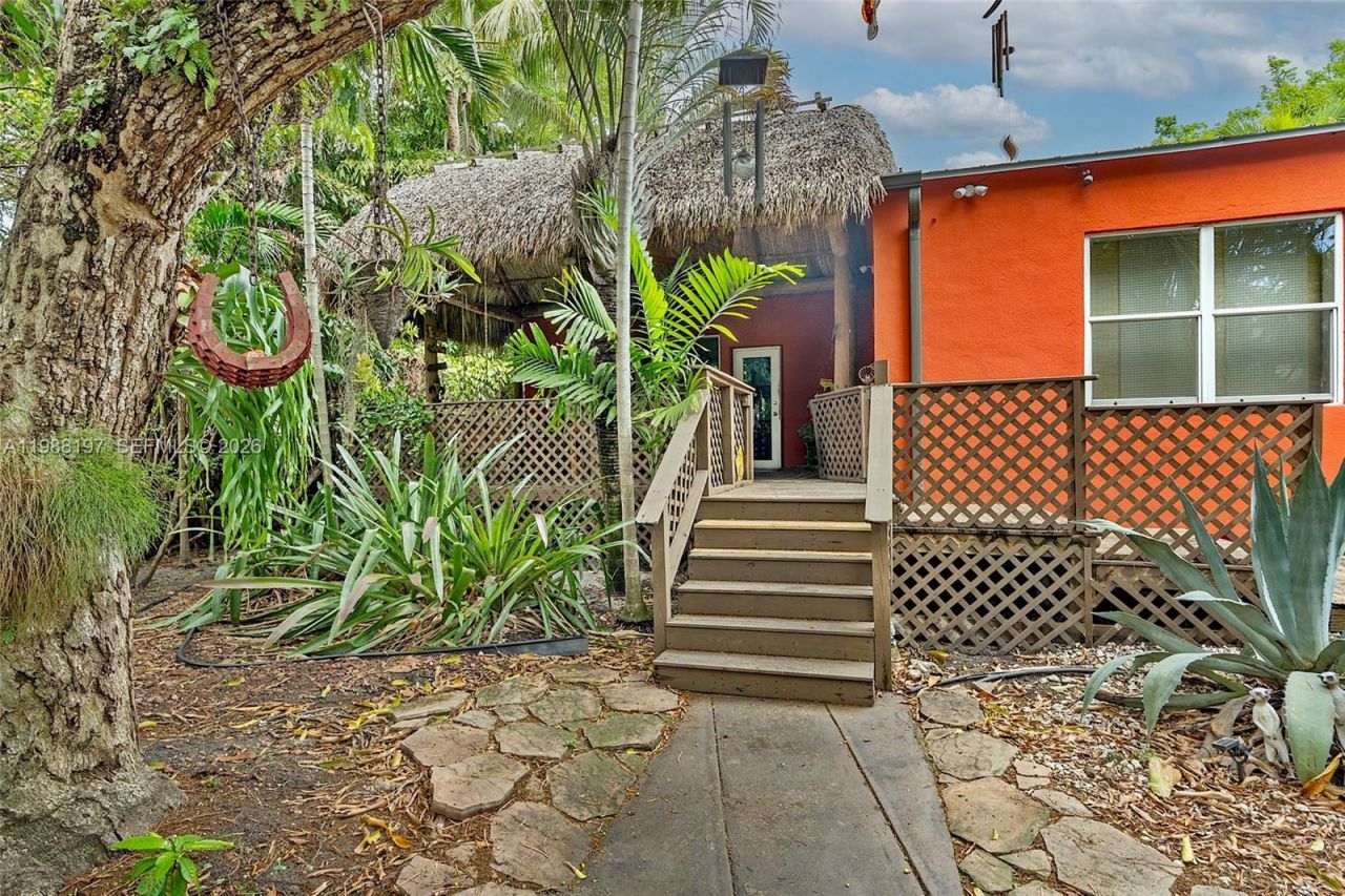 120 SW 24th Rd , Miami, FL 33129 Photo