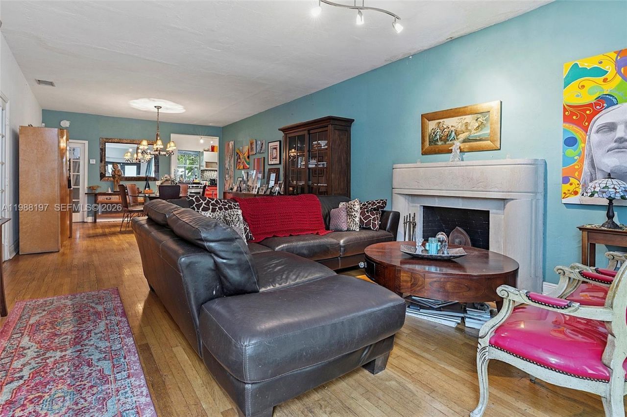 120 SW 24th Rd , Miami, FL 33129 Photo