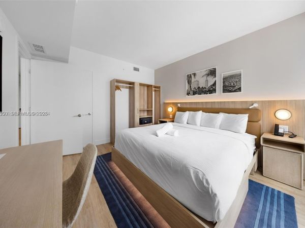 159 NE 6 ST , Unit 1617, Miami, FL 33132