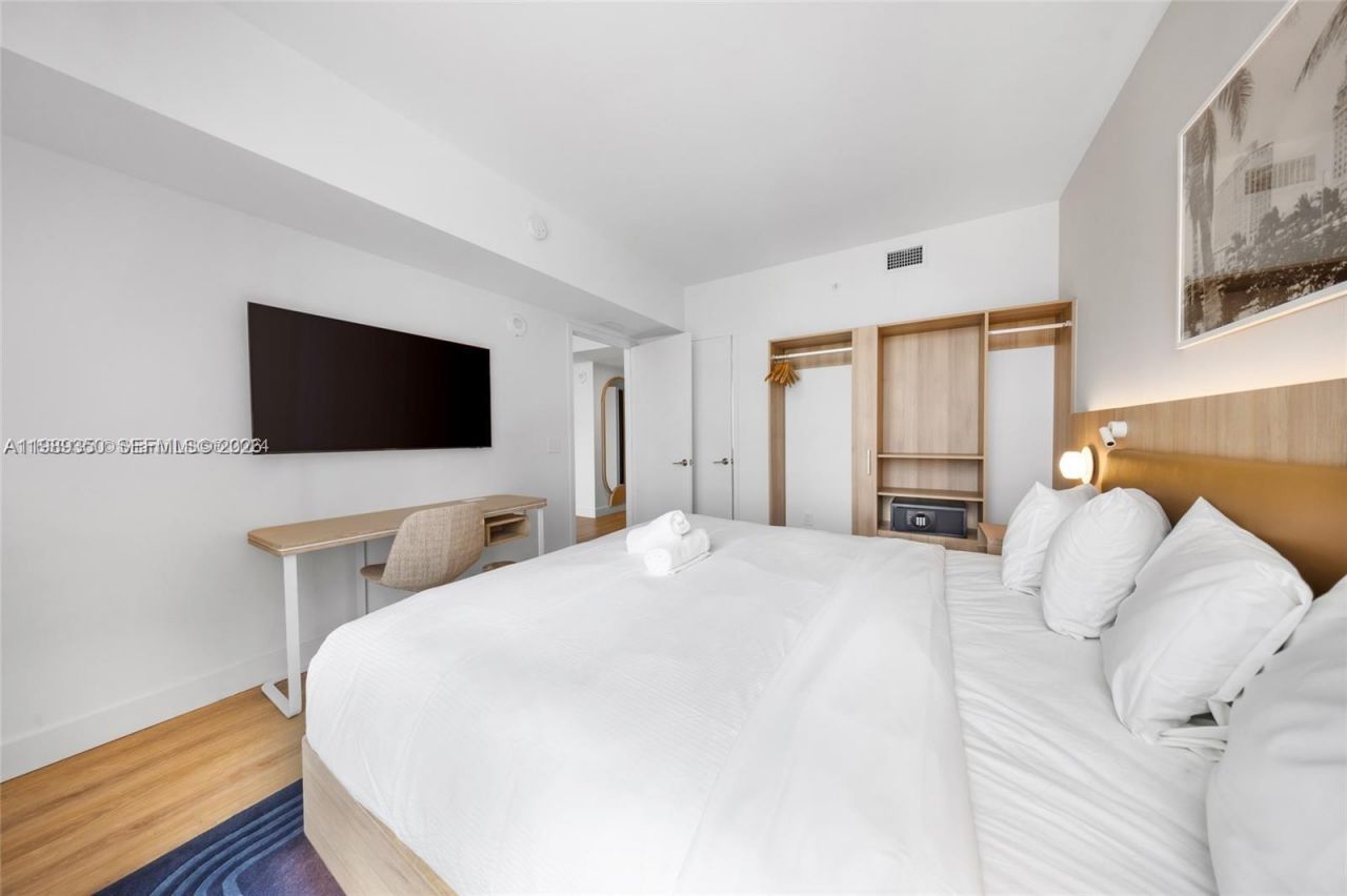 159 NE 6 St , Unit 1617, Miami, FL 33132 Photo