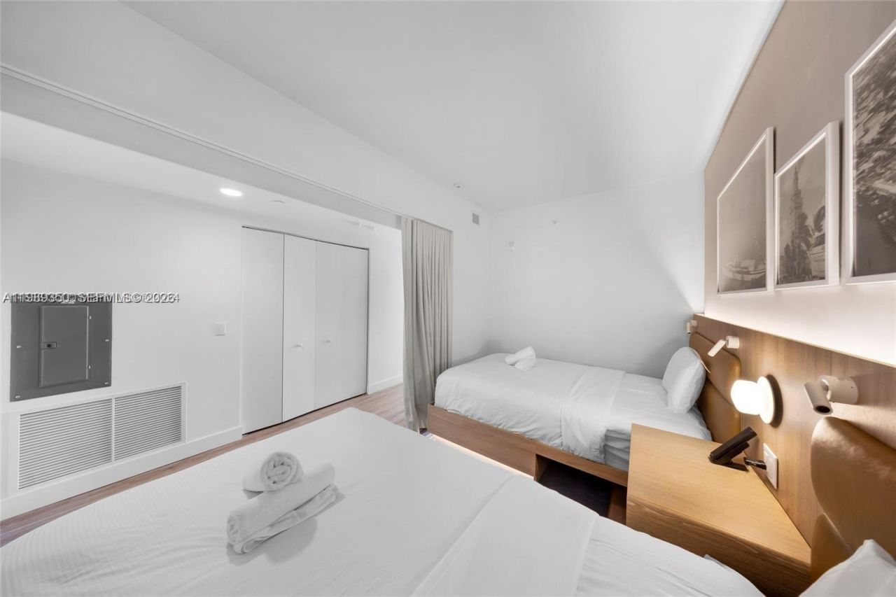 159 NE 6 St , Unit 1617, Miami, FL 33132 Photo