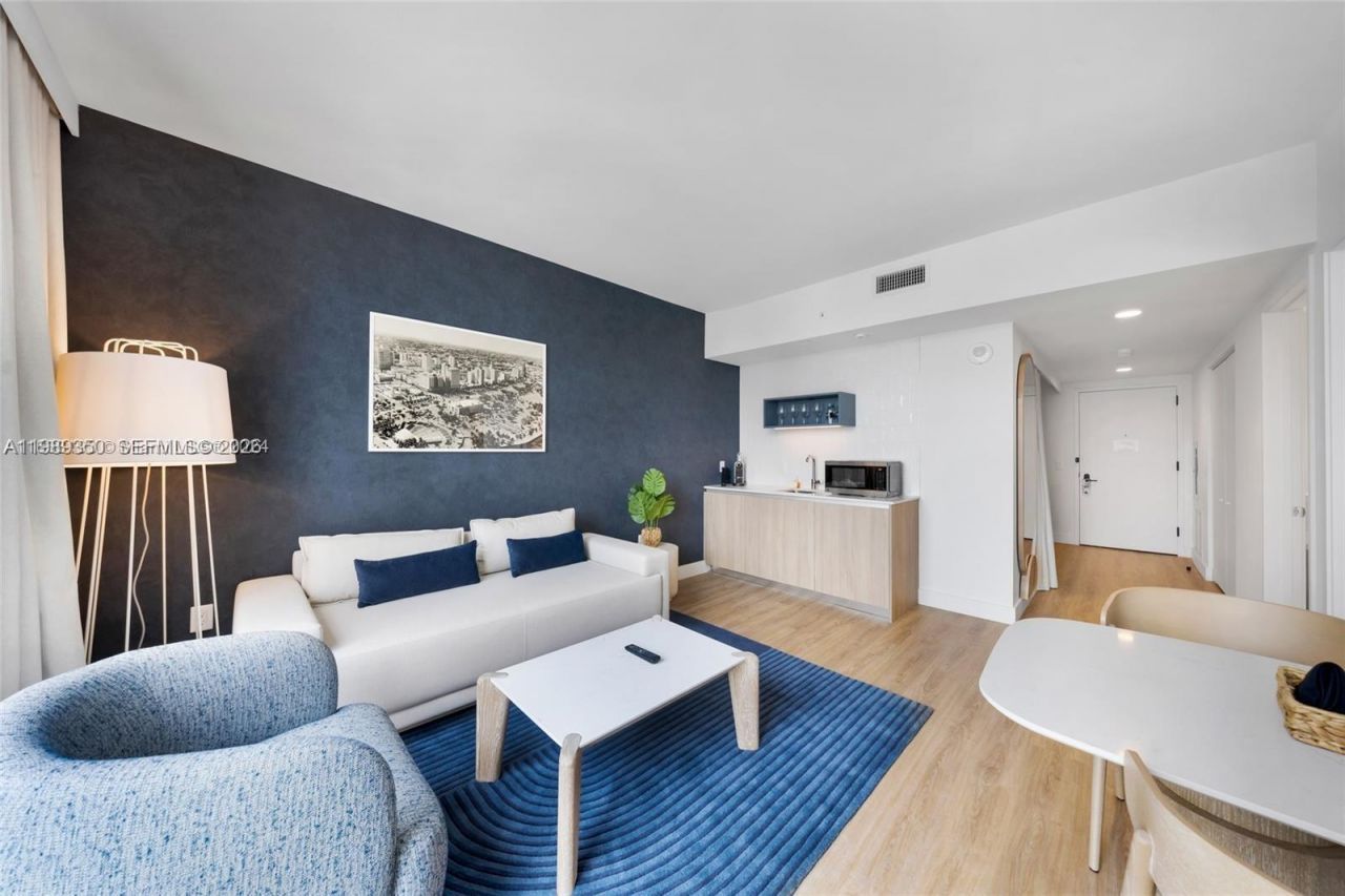 159 NE 6 St , Unit 1617, Miami, FL 33132 Photo