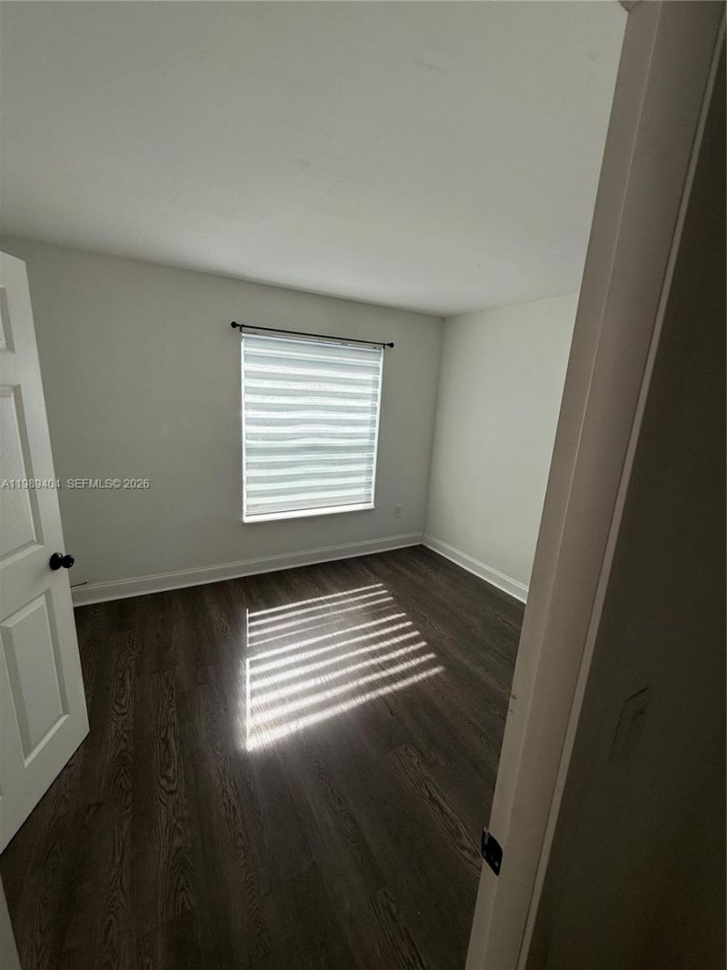 5199 NW 7th St, Unit 111, Miami, FL 33126 Photo