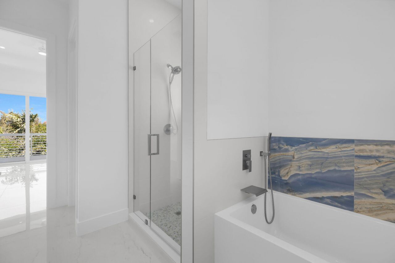 518 Avenida Primiceria, Marathon, FL 33050 Photo