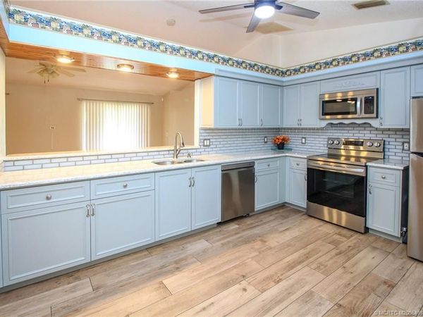 2274 SE Longhorn Avenue, Port St Lucie, FL 34952