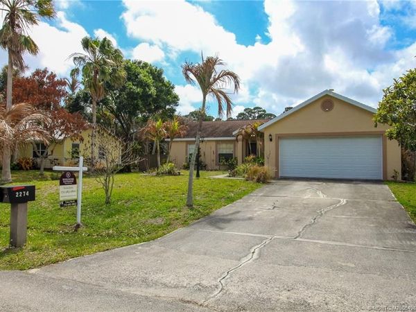 2274 SE Longhorn Avenue, Port St Lucie, FL 34952