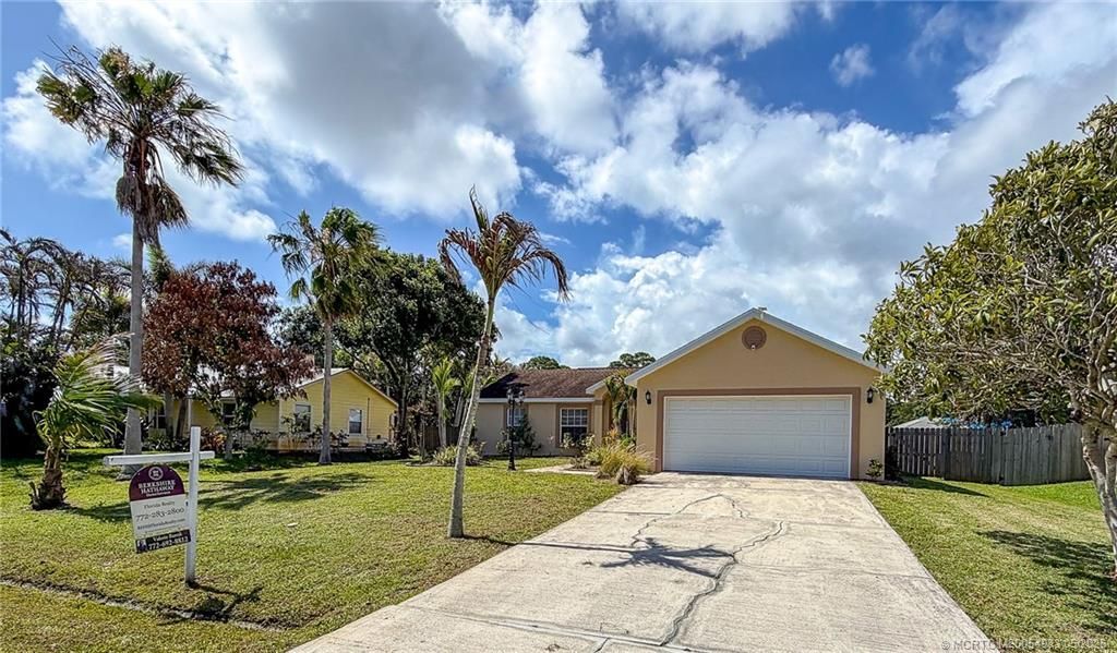 2274 SE Longhorn Avenue, Port Saint Lucie, FL 34952 Photo
