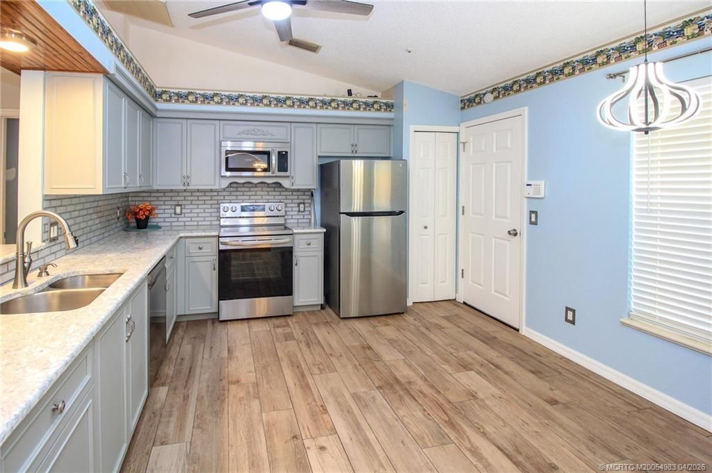 2274 SE Longhorn Avenue, Port Saint Lucie, FL 34952 Photo