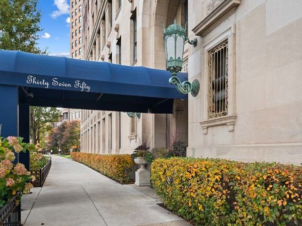 3750 N Lake Shore Drive, Unit 3G, Chicago, IL 60613