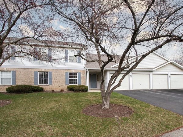 1020 WYNNFIELD Court , Unit D, Elgin, IL 60120