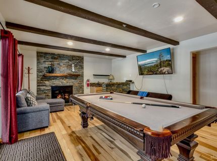 1238 Tokochi Street, South Lake Tahoe, CA 96150 Photo