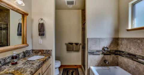 1238 Tokochi Street, South Lake Tahoe, CA 96150 Photo