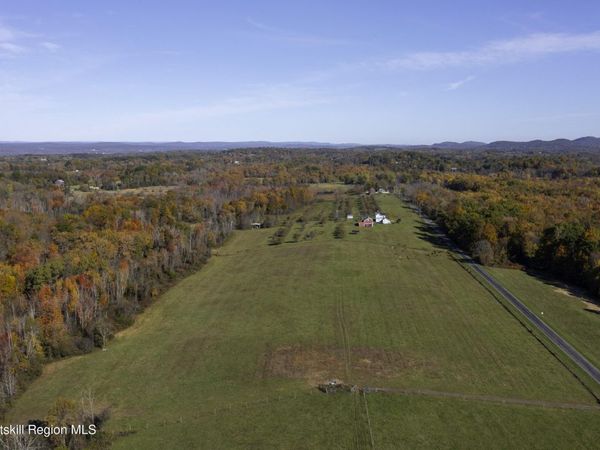 50 Old Saw Mill Road, Germantown, NY 12526