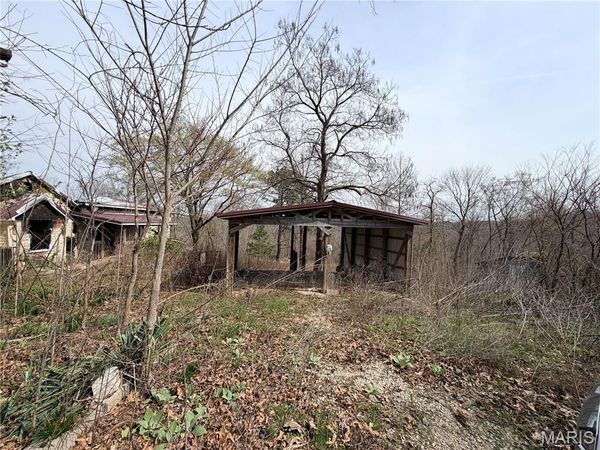 18702 BCR 402 , Marble Hill, MO 63764