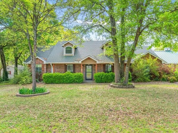 190 Westshore Drive, Wills Point, TX 75169