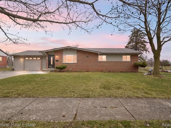 395 Nichols Drive, Saline, MI 48176