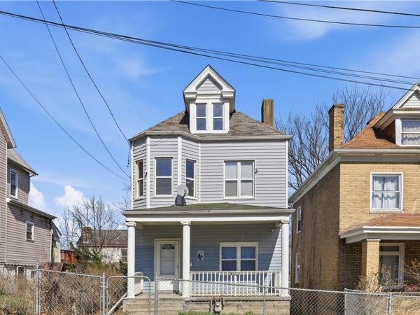 3226 Huxley St, Pittsburgh, PA 15204