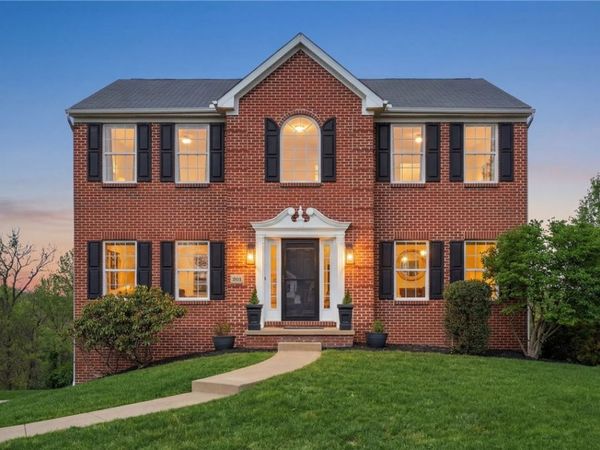 201 Cobblestone Drive , Pittsburgh, PA 15237