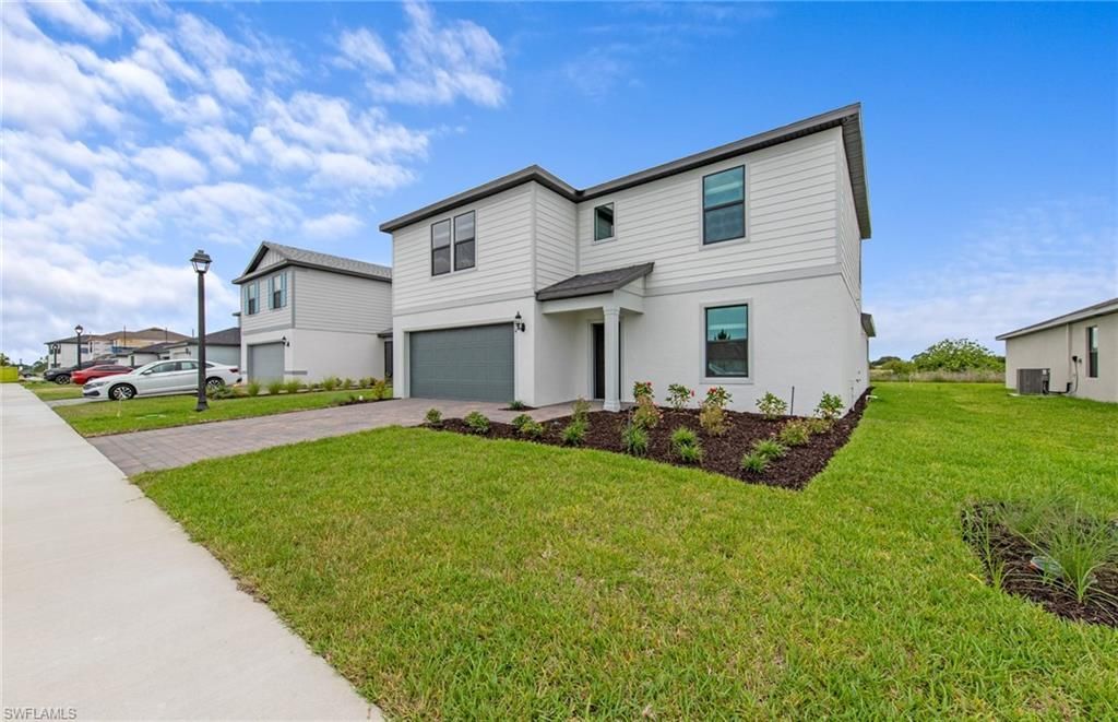 274 Silent Lake Dr, Lehigh Acres, FL 33936 Photo