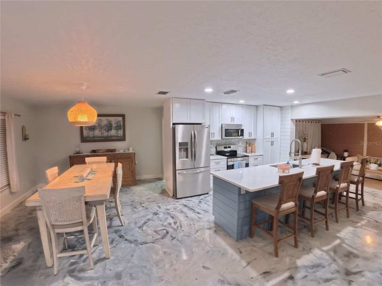 6107 9th Avenue W, Bradenton, FL 34209 Photo