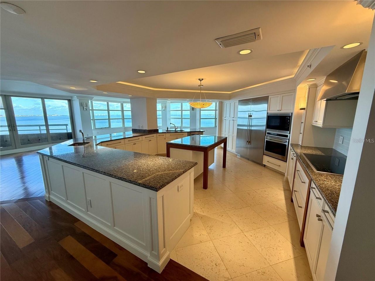 988 Blvd Of The Arts Boulevard, Unit 1617, Sarasota, FL 34236 Photo