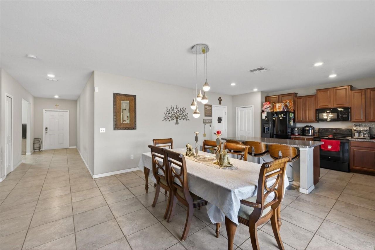 14825 Crescent Rock Drive, Wimauma, FL 33598 Photo